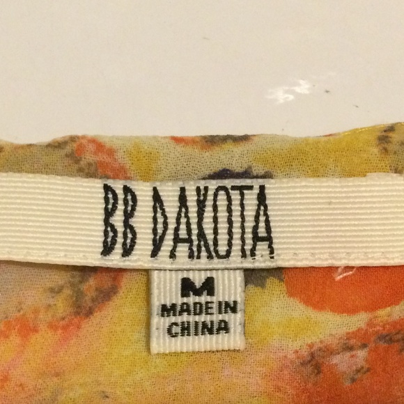 ⭐️ BB Dakota Semi Sheer Pattern Dress “Great For Summer” - Picture 3 of 6